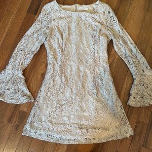 Women’s Vintage Inspired Lace Mini Dress